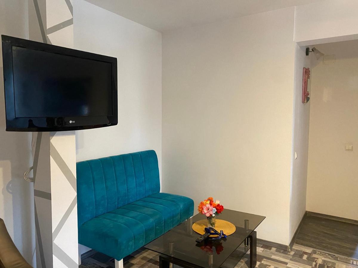 The Vintage - Wonderful Apartment In Best Location Craiova Exteriör bild