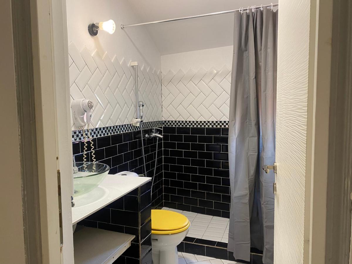 The Vintage - Wonderful Apartment In Best Location Craiova Exteriör bild